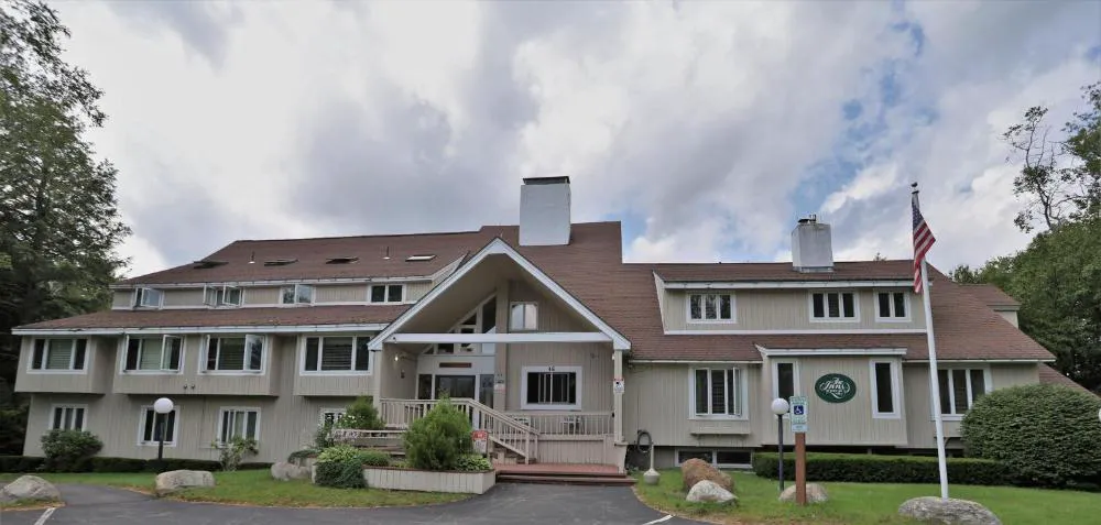 Inns of WV 304 1bd WV hotel hero