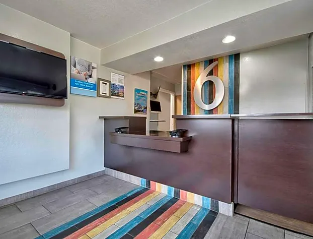 Studio 6 Albuquerque, NM – Midtown hotel detail image 2