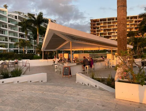 Aria Ocean 159 Flamingos hotel detail image 1