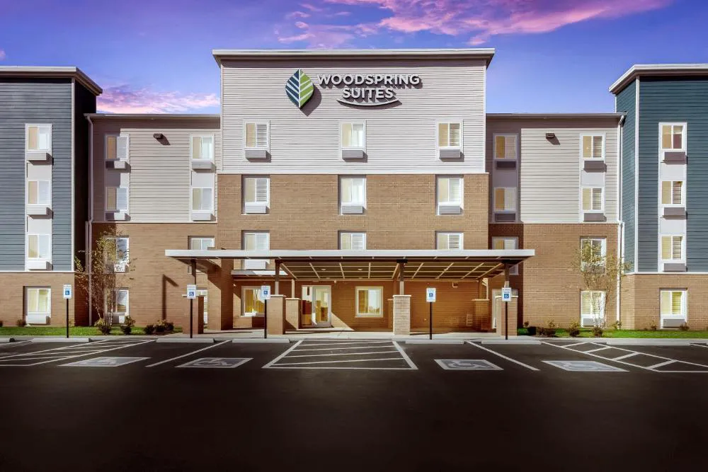 Woodspring Suites Dayton North hotel hero