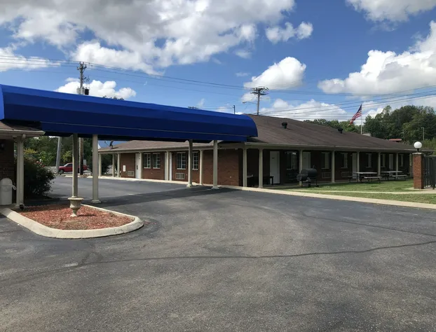 The Tompkinsville Inn hotel detail image 2