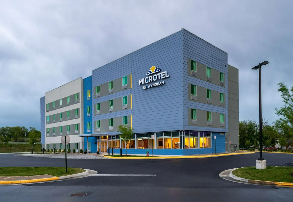 Microtel Inn & Suites by Wyndham Winchester hotel hero