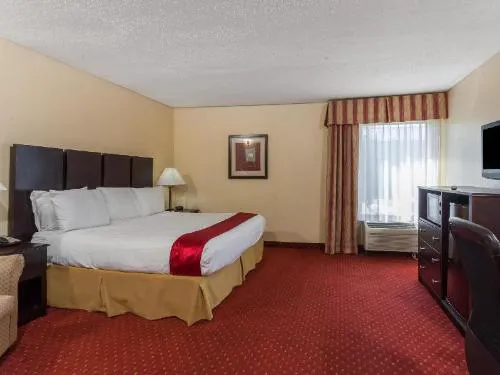 Ramada by Wyndham La Vergne/Nashville hotel detail image 1