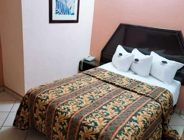 Hotel Suites Royal hotel detail image 2