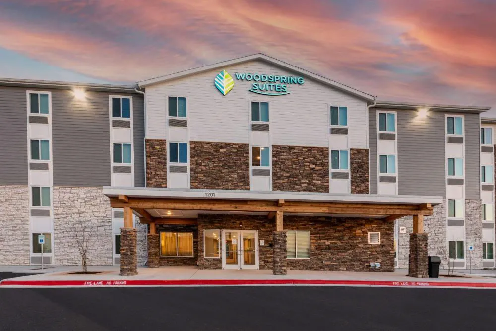 WoodSpring Suites Round Rock-Austin North hotel hero