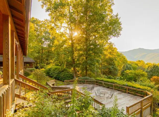 Mount Mitchell Eco Retreat hotel detail image 3