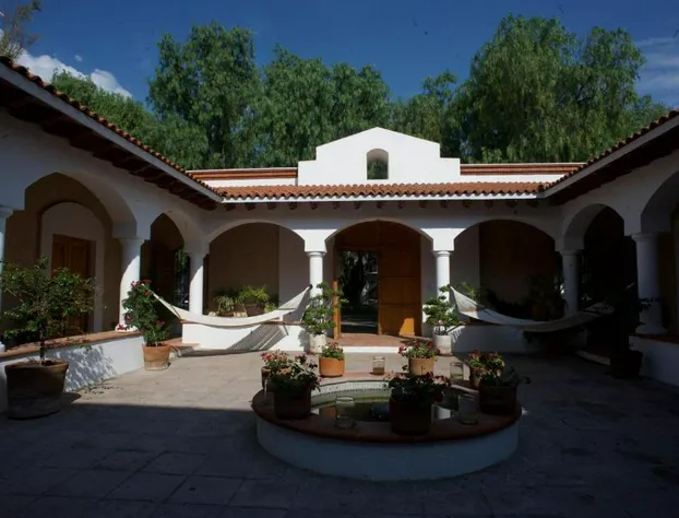 La Casona de los Colibríes hotel detail image 1