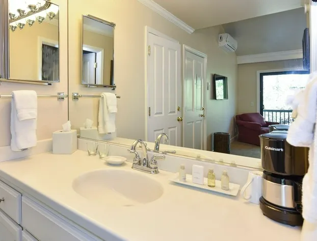 703 S at Silverado Studio Bedroom Residence by Redawning hotel detail image 4