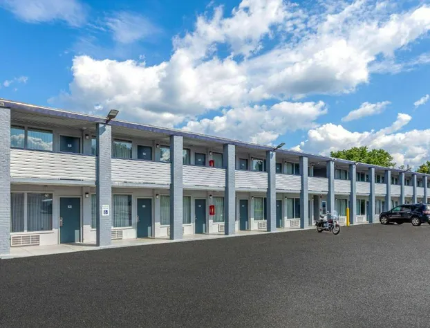 Travelodge By Wyndham Charles Town/Harpers Ferry hotel detail image 3