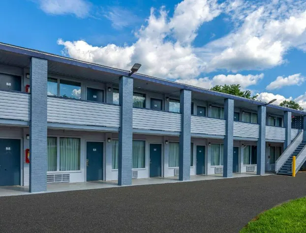 Travelodge By Wyndham Charles Town/Harpers Ferry hotel detail image 4