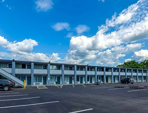 Travelodge By Wyndham Charles Town/Harpers Ferry hotel detail image 4