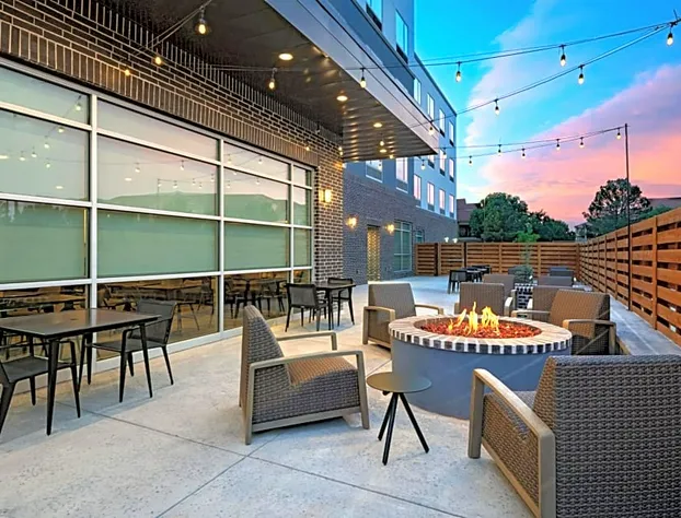 Four Points by Sheraton Fort Worth North hotel detail image 2