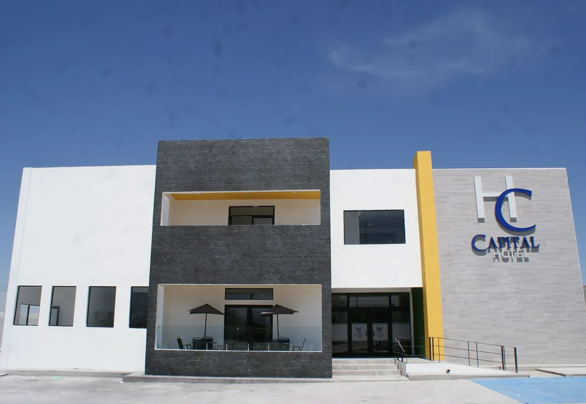 Hotel Capital Frontera hotel hero