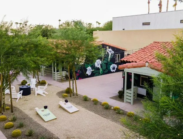 Fleur Noire Hotel - 21 and Over hotel detail image 1