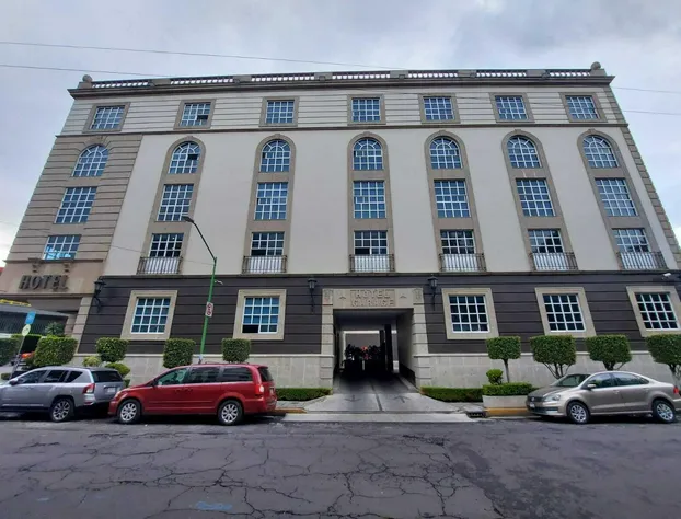 Hotel Plaza Belices - Solo Adultos hotel detail image 1