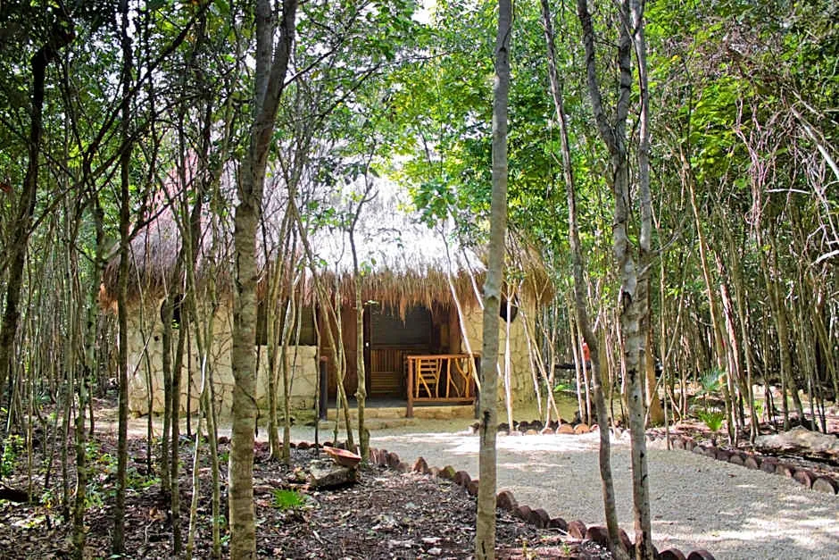 Aldea Maya-Ha Cabañas con cenotes hotel hero