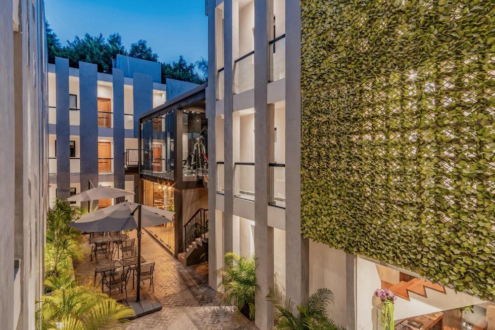 Youssef Exceptionnel Merida hotel hero