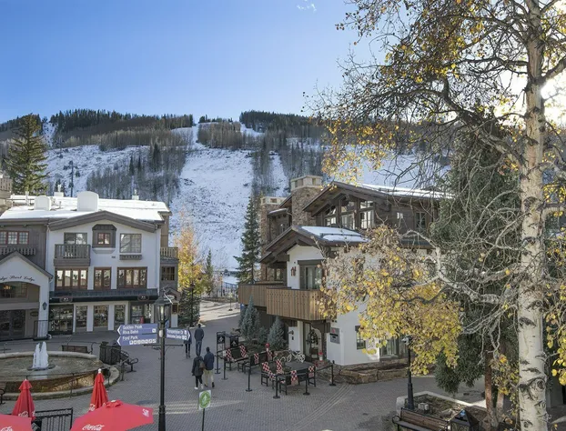 Red Lion Penthouse hotel detail image 4