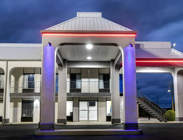 Studio 6 Meridian, MS - Bonita Lakes hotel detail image 4