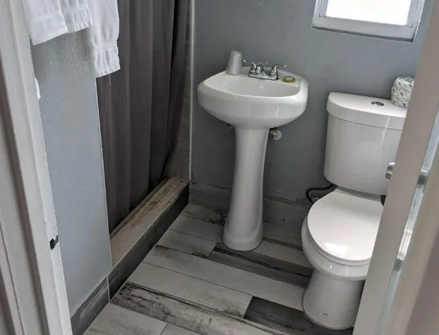 Birdsong Motel hotel detail image 2