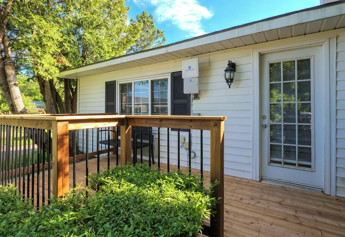 Coach House Inn hotel hero