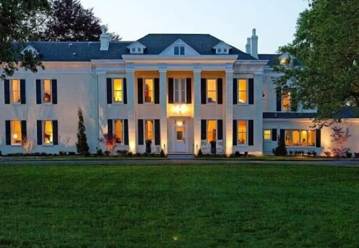 Riverside Inn Bed and Breakfast hotel hero