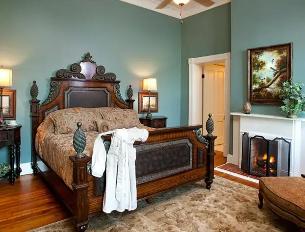 Riverside Inn Bed and Breakfast hotel detail image 4