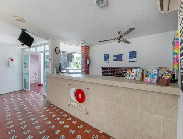 Capital O Hotel El Mejicano, Acapulco hotel detail image 1