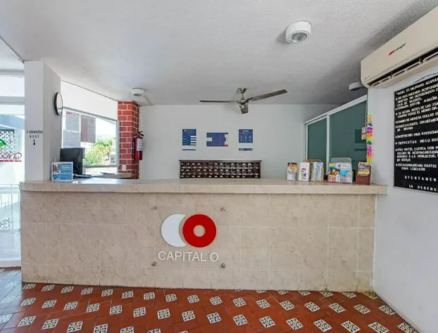 Capital O Hotel El Mejicano, Acapulco hotel detail image 2