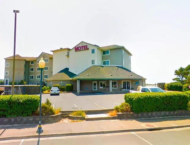 Siletz Bay Beachfront Hotel by OYO Lincoln City hotel detail image 1