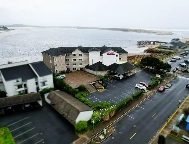 Siletz Bay Beachfront Hotel by OYO Lincoln City hotel detail image 2