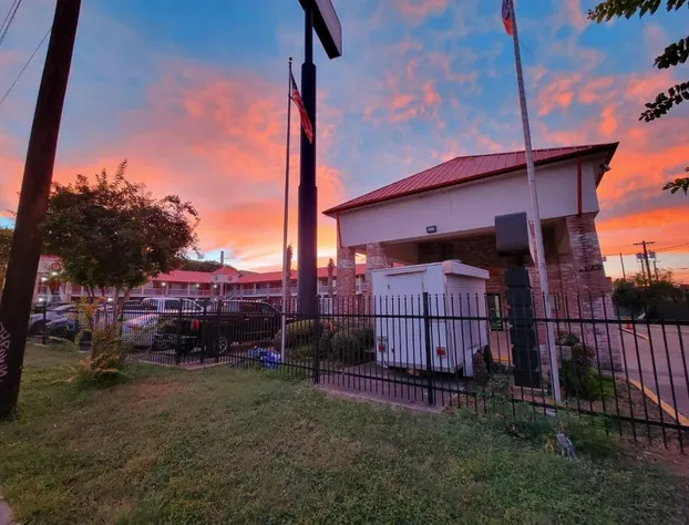 Americas Best Value Inn San Antonio / Downtown hotel detail image 2