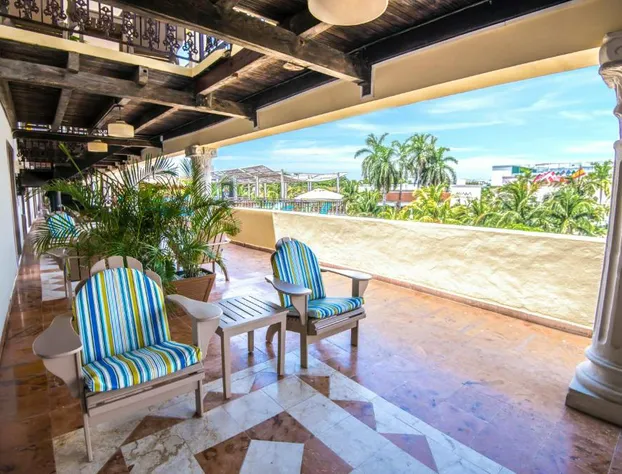 Wyndham Alltra Playa del Carmen Adults Only All Inclusive hotel detail image 1