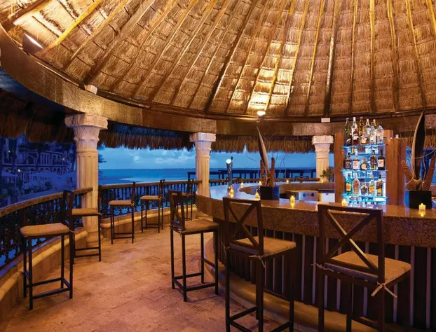 Wyndham Alltra Playa del Carmen Adults Only All Inclusive hotel detail image 3