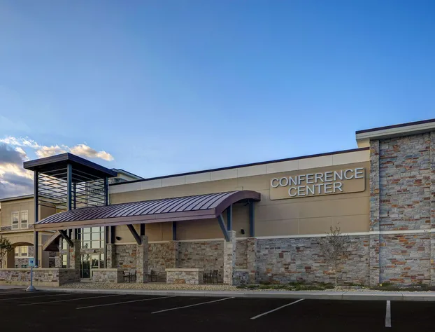 Homewood Suites by Hilton Oak Creek Milwaukee hotel detail image 4