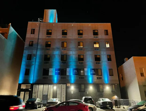 King Hotel Brooklyn Sunset Park hotel detail image 2