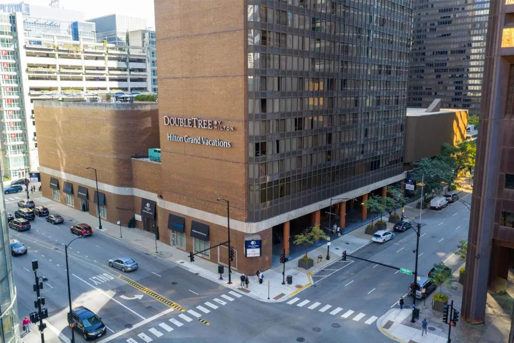 DoubleTree by Hilton Chicago - Magnificent Mile hotel hero
