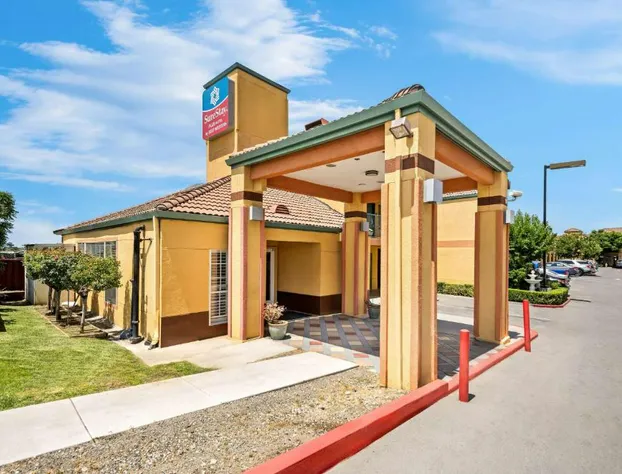 SureStay Plus Hotel by Best Western San Jose Central City hotel detail image 1