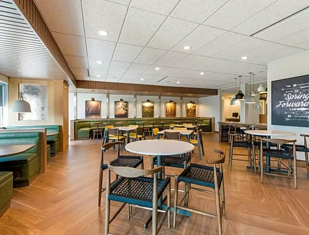 Fairfield Inn & Suites by Marriott Columbus Canal Winchester hotel detail image 3