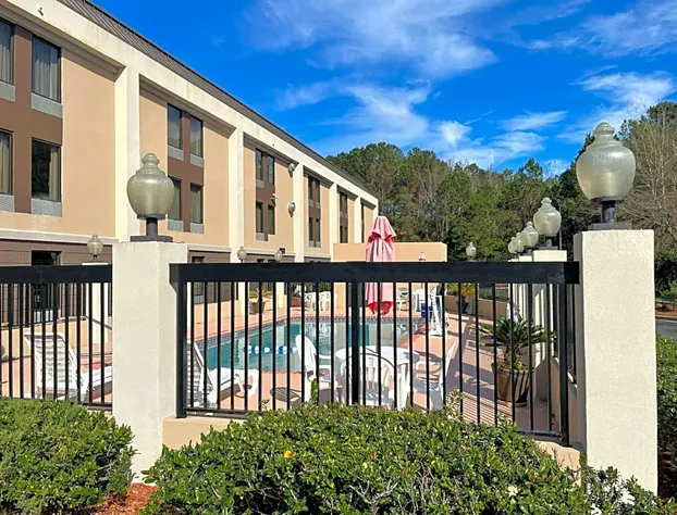 Comfort Inn Darien - North Brunswick hotel detail image 3