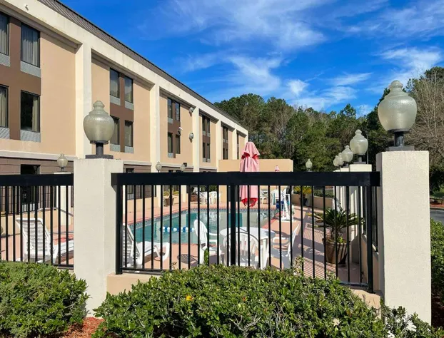 Comfort Inn Darien - North Brunswick hotel detail image 3