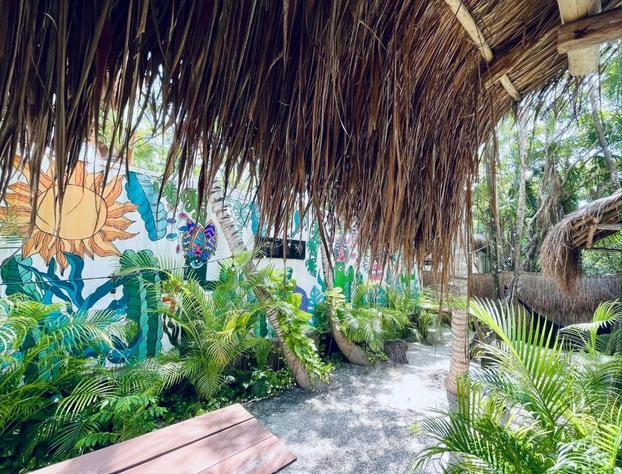 Pal Mar Glamtainer Tulum hotel detail image 3