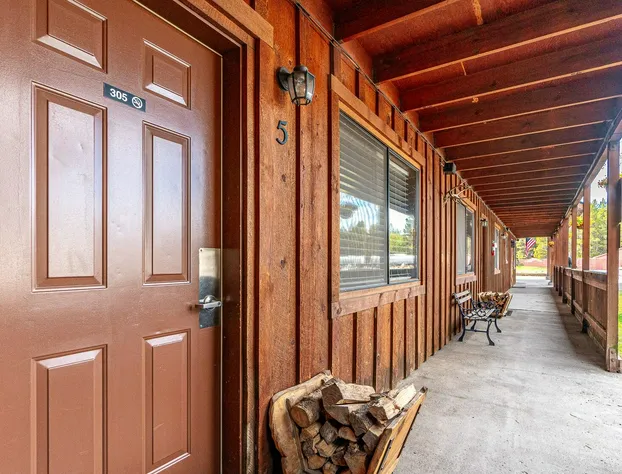 Willamette Pass Inn hotel detail image 3