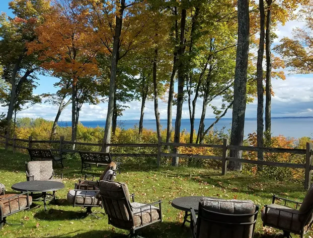 Leelanau Sands Casino & Lodge hotel detail image 3