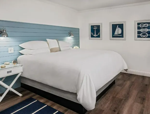 Champlin's Marina & Resort hotel detail image 3