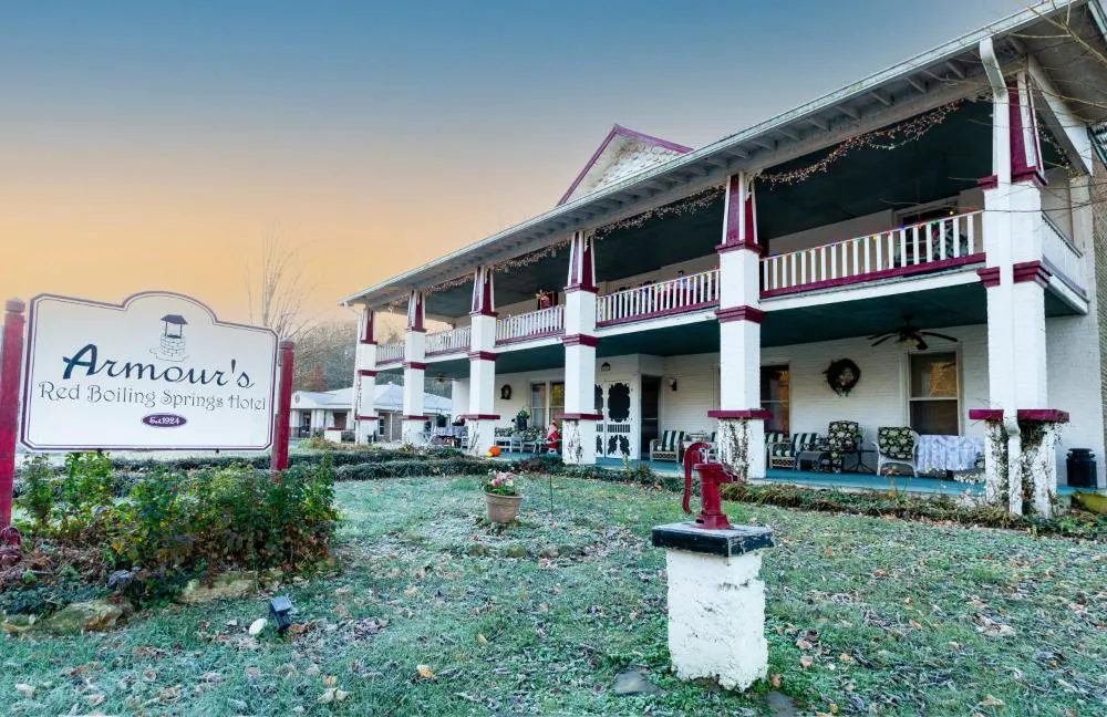 Armour's Hotel hotel hero