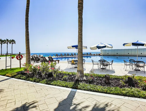 Hotel Esmeralda Beach Resort hotel detail image 1