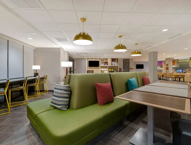 Home2 Suites By Hilton Redding hotel detail image 4