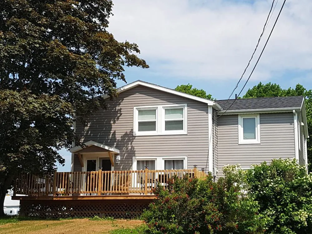 Small Town Bound Inn hotel hero