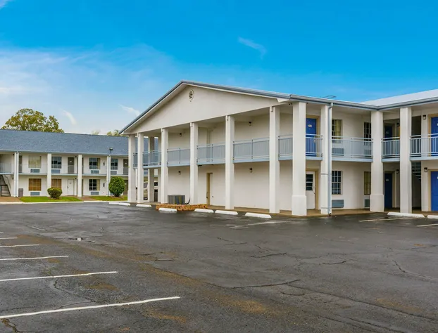 Motel 6 Alexandria, LA - South hotel detail image 2